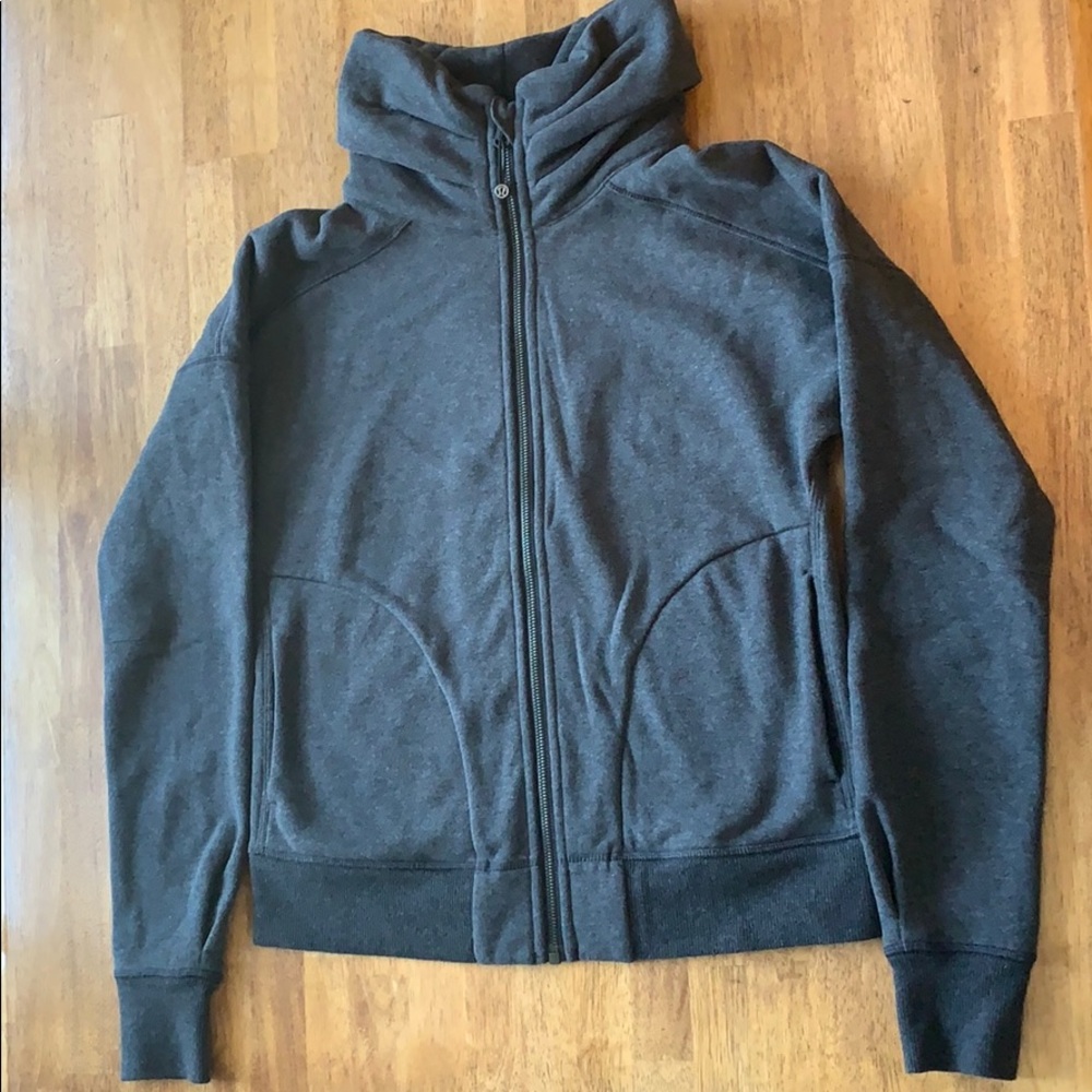 Lululemon Athletica Sweatshirt